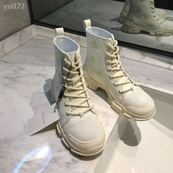 

high-end joker martin boots lace-up female british wind 2020 new autumn luxury thick bottom winter small boots original packaging, Black