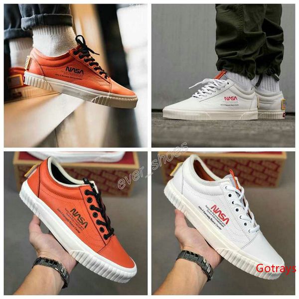 

2019 new nasa space voyager old skool true white orange canvas designer shoes fashion women mens casual sneakers 35-44