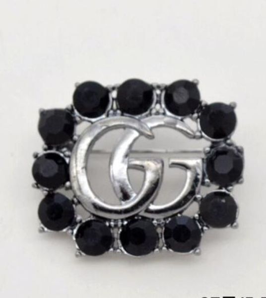 

Cute Letter Brooch Pins For Women Jewelry Dress Clothing Pins Rhinestone Exquisite Bling Bling Suit Brooch For party Festival Gift Brooch
