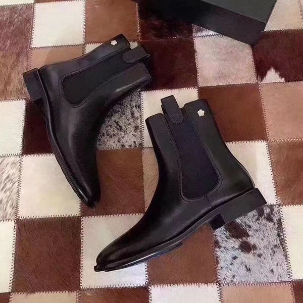 

2020 camellia designer boots platform genuine lady leather laureate platform women high heel high cut low cut boots designer shoes fashion, Black