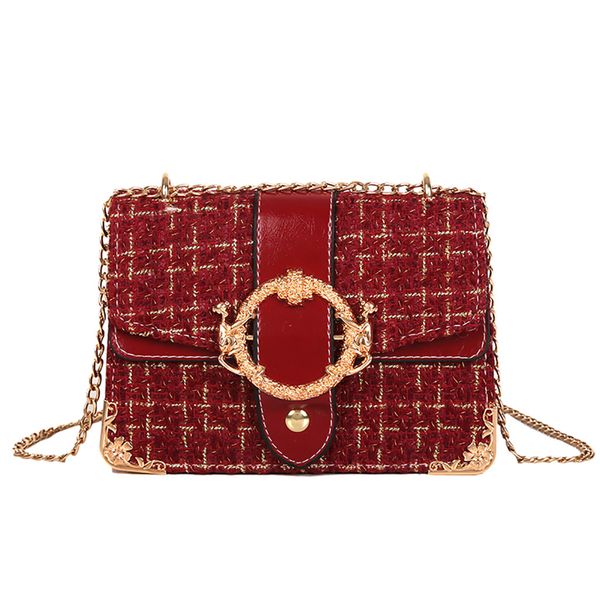 

2019 горячая распродажа маленькая женская сумка мода сумка с короной мини заклепки сумка женщины посланник