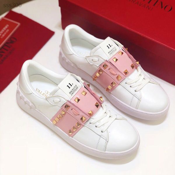 

2019 trend summer wild small white shoes female leather flat bottom soft bottom rivet white sneakers factory direct sales size 35-41cm, Black