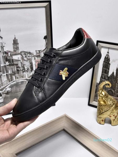 

new designer low all red leather bee embroidery casual shoes fashion luxury black white brand sneakers for men's womens l02