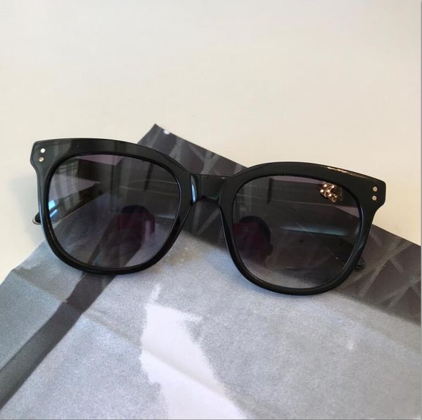 

new fashion women sunglasses 94 men sunglasses simple and generous men sun glasses outdoor uv400 protection eyewear with case, White;black