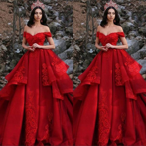 Plus Size mais novo Red Prom vestidos de festa 2019 Alças apliques de lantejoulas Layered Ruffles Formal Pageant Vestidos Vestidos
