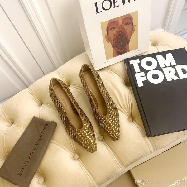 

2020 new wedding brand shoes almond pumps comfortable and fashionable brand designer design root height 7.5cm ab