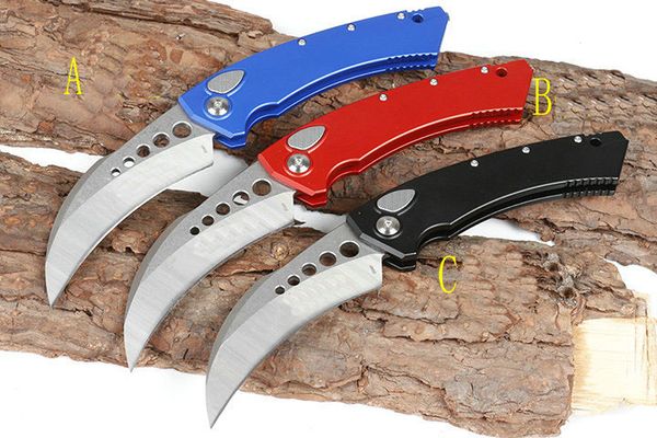 BM Claw Karambit D2 Coltello automatico pieghevole con microfono 3 stili UT85 UT88 UT121 A16 Caccia tattica esterna Autodifesa Coltelli di sopravvivenza automatica Padrino 920 Exocet Infidel