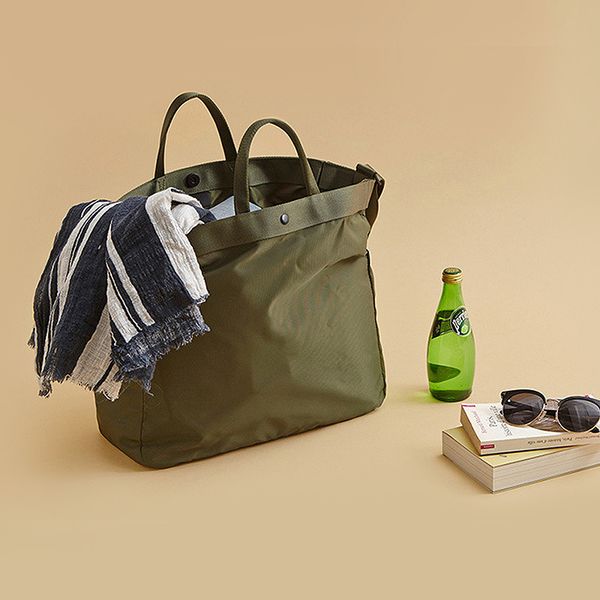

waterproof gym bag nylon man women totes sport bag travel luggage fitness shoulder