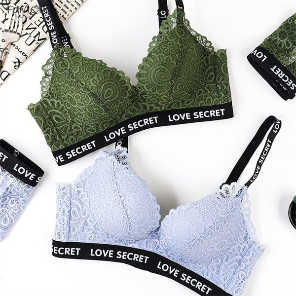 

Lace Sexy Lingerie Wire Free Women Underwear Seamless Breathable Bralette Push Up 4 Adjusted Lace Bra 3 Cup Female Sexy Bra