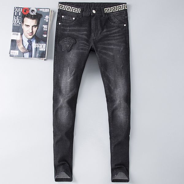 

2019 new men 039 embroidery black high grade micro ela tic mall foot men 039 jean male