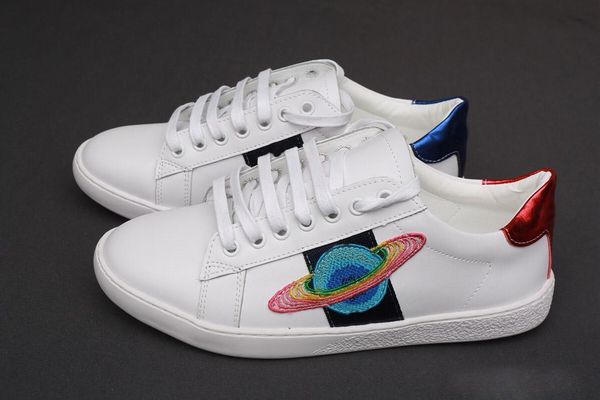 

2019 latest lambskin embroidered color matching campus style fashion casual shoes, young men and women designer shoes embroidered shoes q2, Black