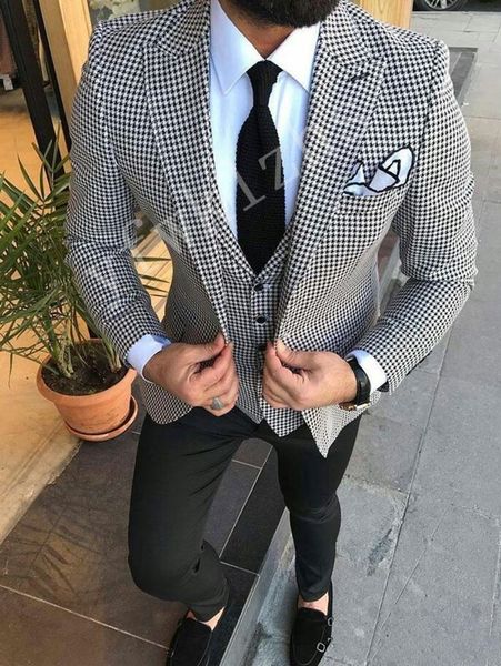 

handsome groomsmen peak lapel groom tuxedos mens wedding dress man jacket blazer prom dinner 3 piece suit(jacket+pants+tie+vest) b391, Black;gray