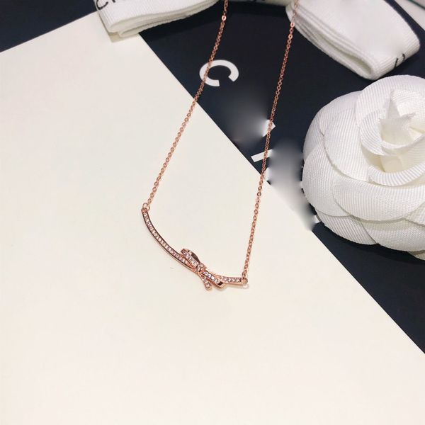 

Bow sterling silver necklace bracelet earrings iced out chains jewelry necklace mens 14k gold chains rings cuban link chain 2020 new