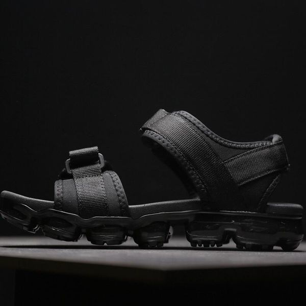 

2019 TN Plus Sandals Shoes Slipper Summer Beach Flip Flop Black White Casual Shoes Indoor Non Slip Mens Sports Loafer For Women Walking