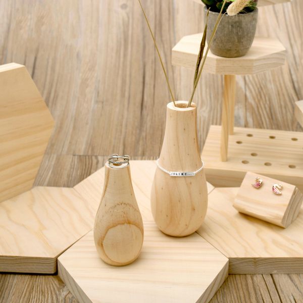 

[ddisplay]creative vase shape bracelet holder display personalized bangle standing holder drip shape wooden rings jewelry display, Black