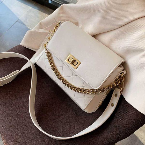 

2020 новых оригинального дизайн ретро цепи crossbody сумка мода заклепка замок площадь сумка ширина 23см высота 16см толщина 7,5 см