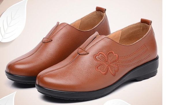 

2019 women's shoes in spring and autumn with new style low heel round head anti-skid soft bottom mother shoes @nm680, Black