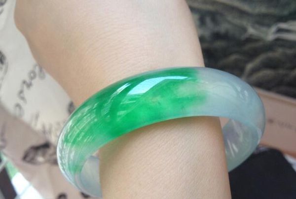 

jade wholesale hydrating transparent ice quartzite jade bracelet new pit floating green bracelet, Black