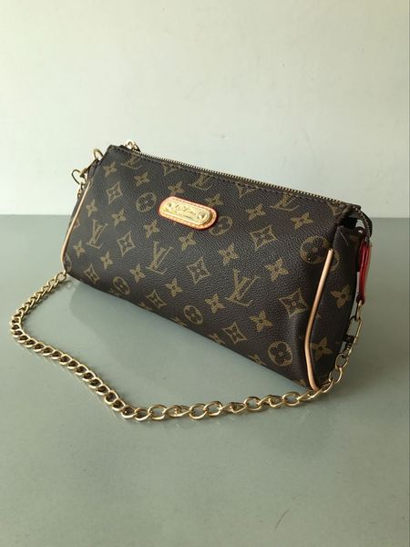

Женская Сумка 2018 Кроссбоди Кожа Женщины Newarrive Сладкий Сумка Винтаж Кожа Tote1
