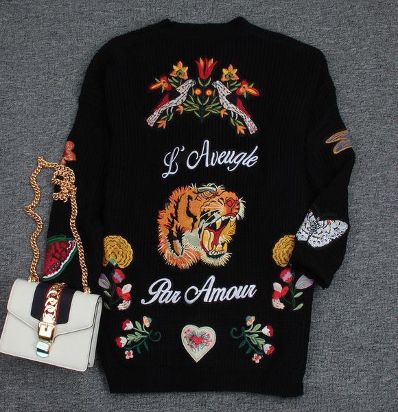 

2019 autumn and winter new women's sweater covered printing round neck knit shirt cardigan sweater women's sweater z03, White