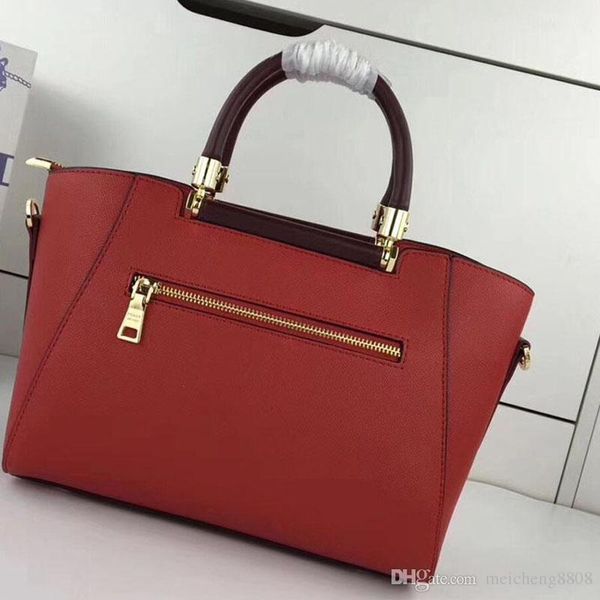 

the latest and most popular women's handbag designer in 2019 classic fashion luxury leather production sing shoulder bag number:88123