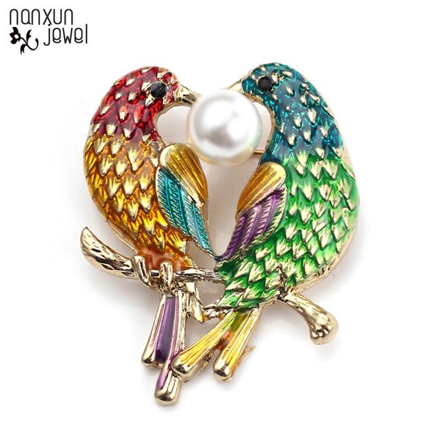 Women Bird Shaped Rhinestone Alloy Brooch Pin Girls Clothes Decorative Badge Breastpin Corsage
