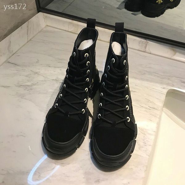 

custom martin boots lace-up female british wind 2020 new autumn tide canvas thick bottom winter small boots original packaging, Black