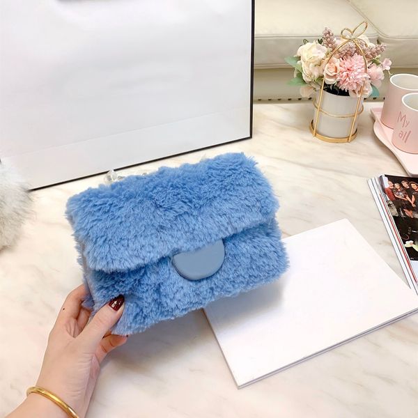 

designer handbag fashion ladies shoulder bag diagonal bag winter plush flip wallet five colors ing