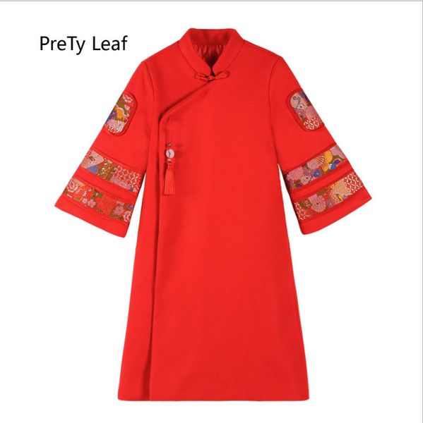 

2018 autumn and winter chinese style retro embroidery thick woolen coat, Black