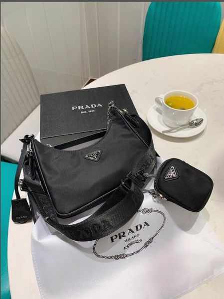 

deisigner shoulder bag for women chest pack lady tote chains handbags presbyopic purse messenger bag designer handbags canvas wholesale 01