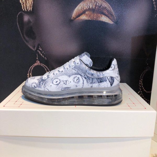 

muffin shoesss menss leather color matching casual shoes menss shoes transparent air-cushion shoes crystal thickened bottom 111, Black