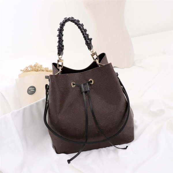 

uality classic women's fashion bag shoulder bag handbag genuine leather m43985 size:26*26*17.5