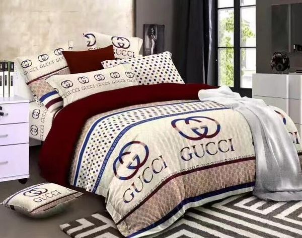 

2019 four seasons simple letter bedding four-piece aloe cotton chemical fiber comfortable fashion letter print queen size four-piece