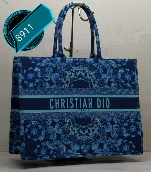 

2019 women houlder bag women high capacity d de igner bag fa hion de igner handbag female pur e bag 9398