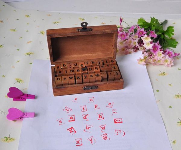 100 adet Vintage DIY Çok Amaçlı Düzenli Script Küçük Harf Alfabe Mektup Dekorasyon Ahşap Lastik Pullar Set Ahşap Kutu SN2635