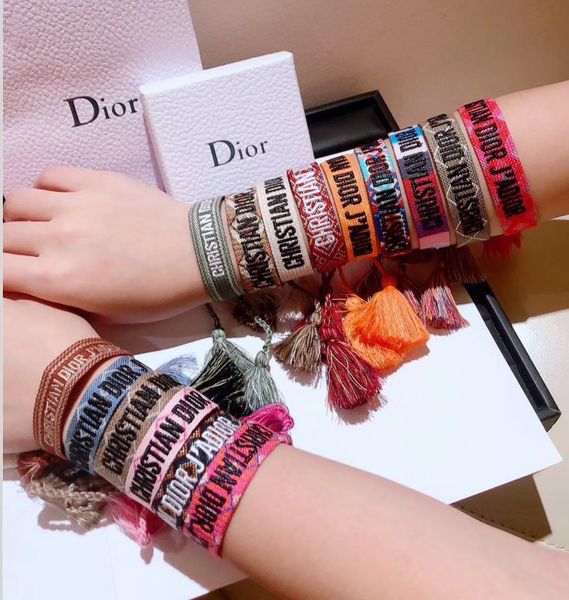 

Charm Bracelets jewelryoutlets004