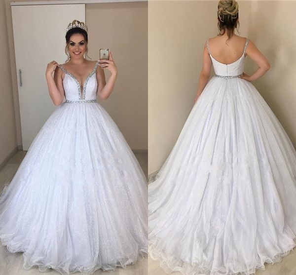 Abiti da sposa senza spalline in rilievo con spalline in rilievo 2022 Scollo a V profondo Glitter Tulle Cristallo aperto sul retro Abito da festa nuziale Abiti da sposa