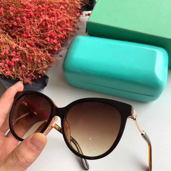 

2019 summer black brown frank frame fashion designer men women sell sunglasses with blue case box and dastbag, White;black