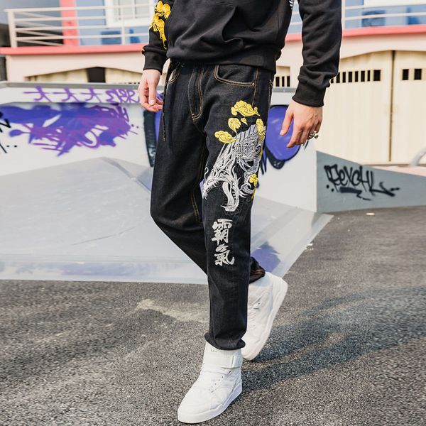 

blue dragon embroidered jeans, fashionable jeans, spot, wholesale