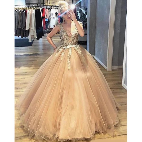 

stylish quinceanera dresses deep v-neck appliques ball gowns floor length tulle formal party prom gowns for sweet 16 vestidos de fiesta, Blue;red