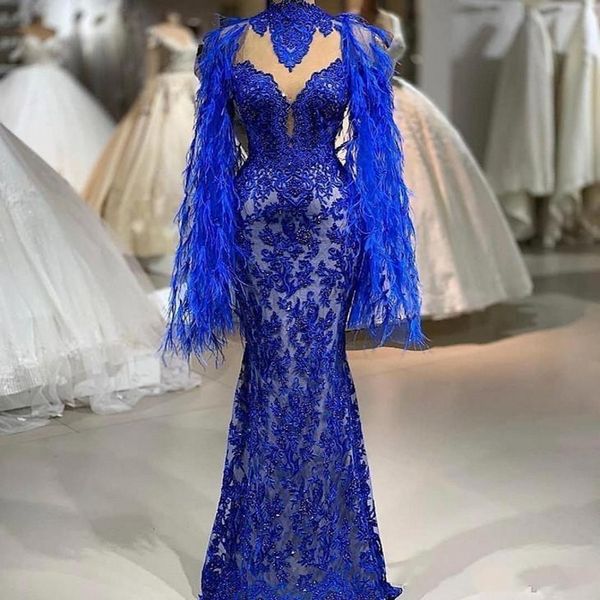 Königsblaue Spitzen-Meerjungfrau-Abschlussballkleider mit Federn, langen Ärmeln, Stehkragen, Abendkleider, bodenlanges formelles Partykleid