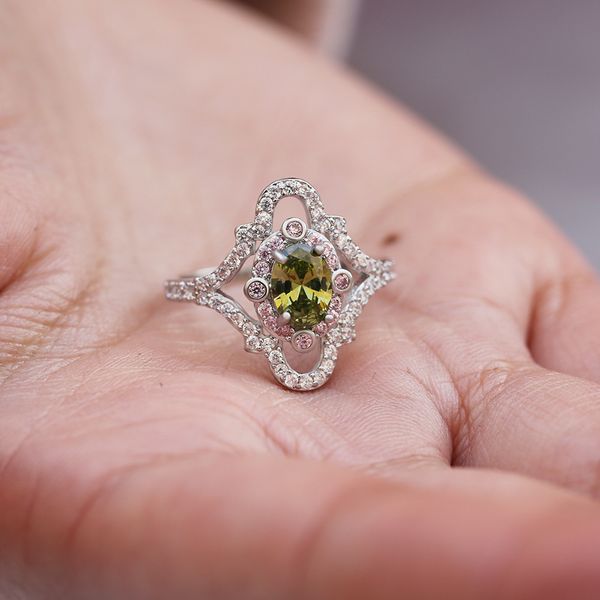 

huitan vintage luxury noble finger ring for female with big yellow green cz cocktail party ring for women wholesale$bulk, Golden;silver