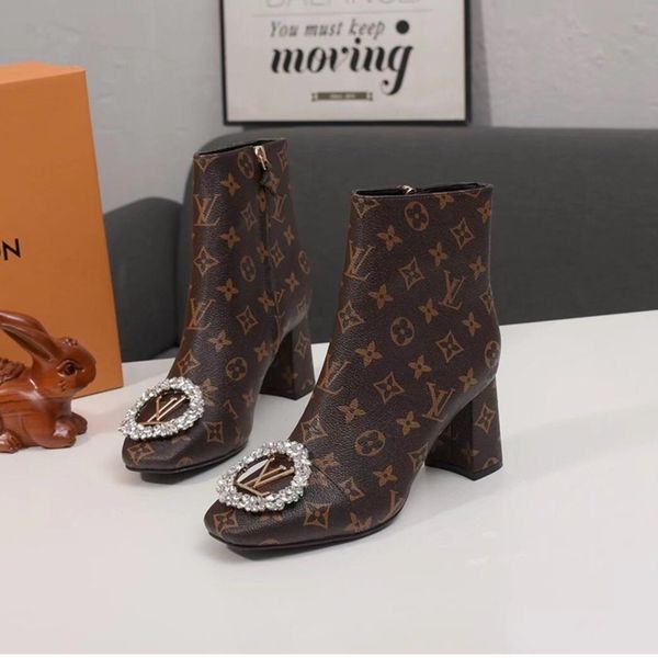 

2019p new ladies casual fashion booties luxury women's travel party shoes, original box packaging fast deliverr, Black