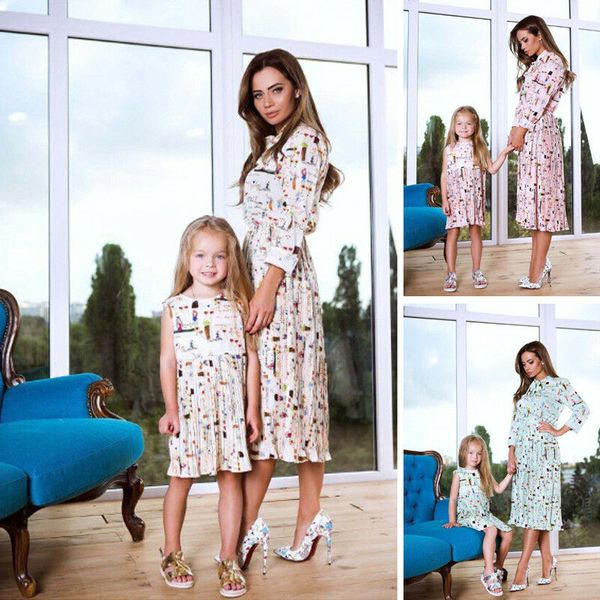 

мать дочь семьи matching платья женские детские девушки цветочные платья пляжная, Black;gray