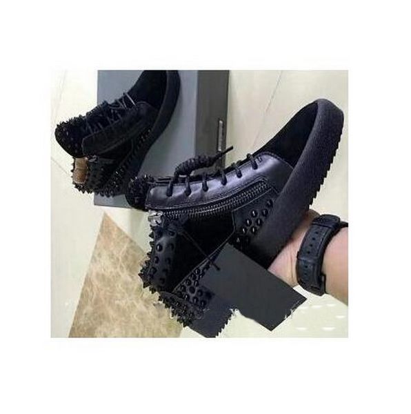 

New Brand For Men Party Designer Sneakers Lovers Genuine Leather High Top Studded Spikes Casual Flats Red Bottom Luxury Shoe High Quality