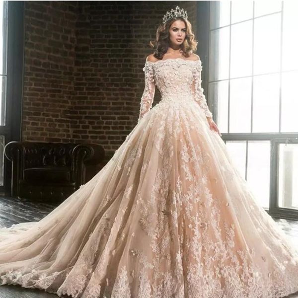 

2019 vintage boat neck long sleeve lace appliques ball gown wedding dresses luxury flowers puffy champagne quinceanera dress, White
