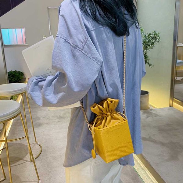 

shoulder bags amelie galanti small bag 2021ins french niche foreign temperament fashion wild chain messenger gift box shape