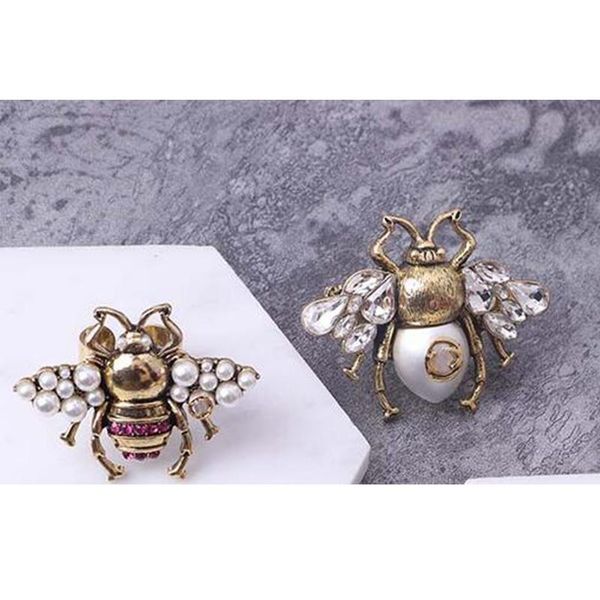 

new vintage luxury bee brooch luxury designer pearl rhinestone insect suit lapel pin jewelry accessories fast shipping, Gray