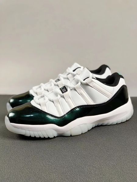 

2020 design men's basketball shoes retro men's sneakers thick bottom shockproof triple sneakers dhl 3