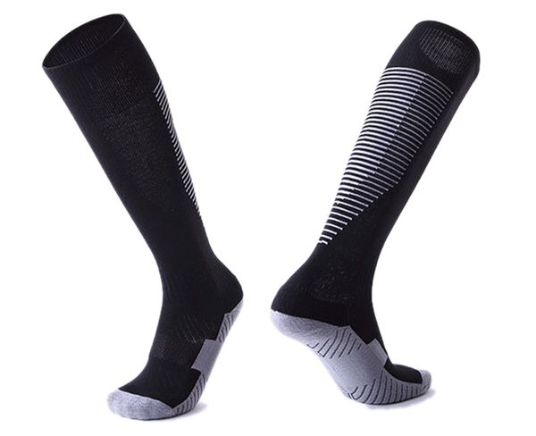 

2019 new mens Outdoor Sports Socks,streetwear men Trainers Designer Sports Socks,Training fashionable walking gym jogging Socks kits women
